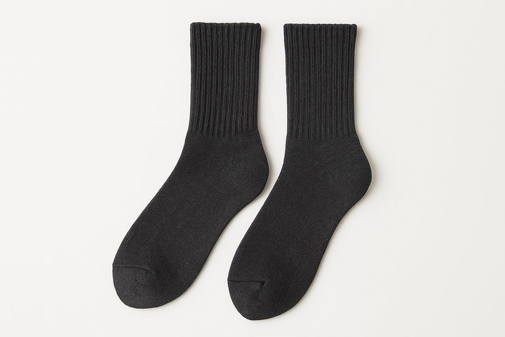 גרביים אפור כהה